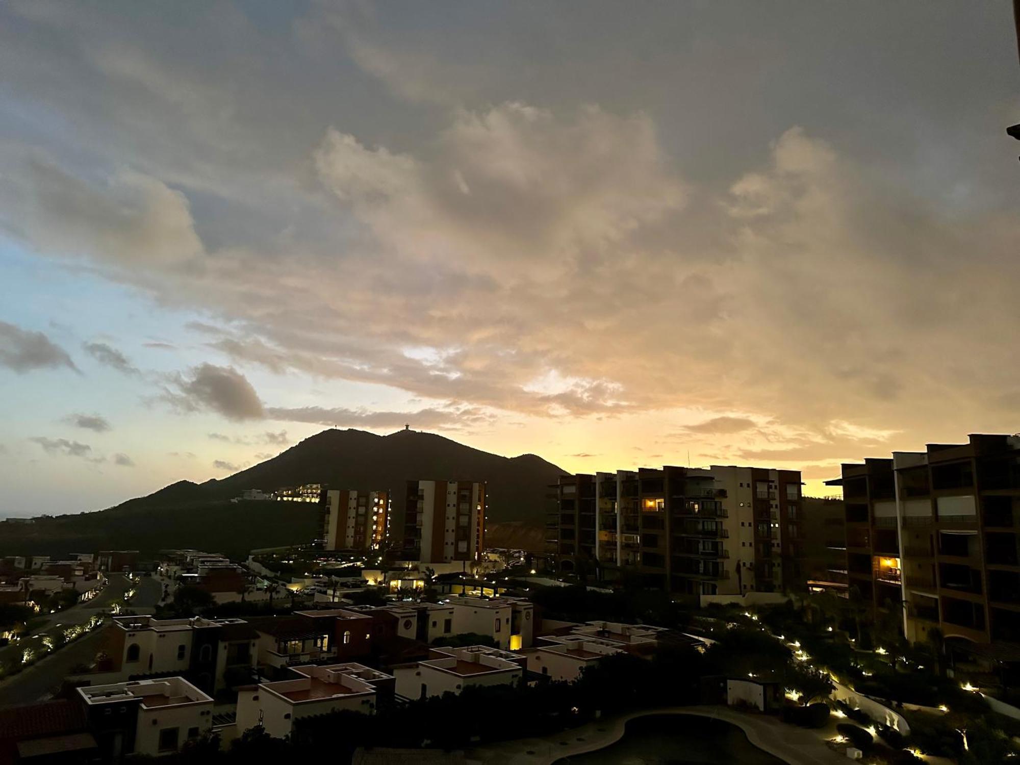 Exquisite 3Br Condo Ocean Views Access Resorts 카보산루카스 외부 사진